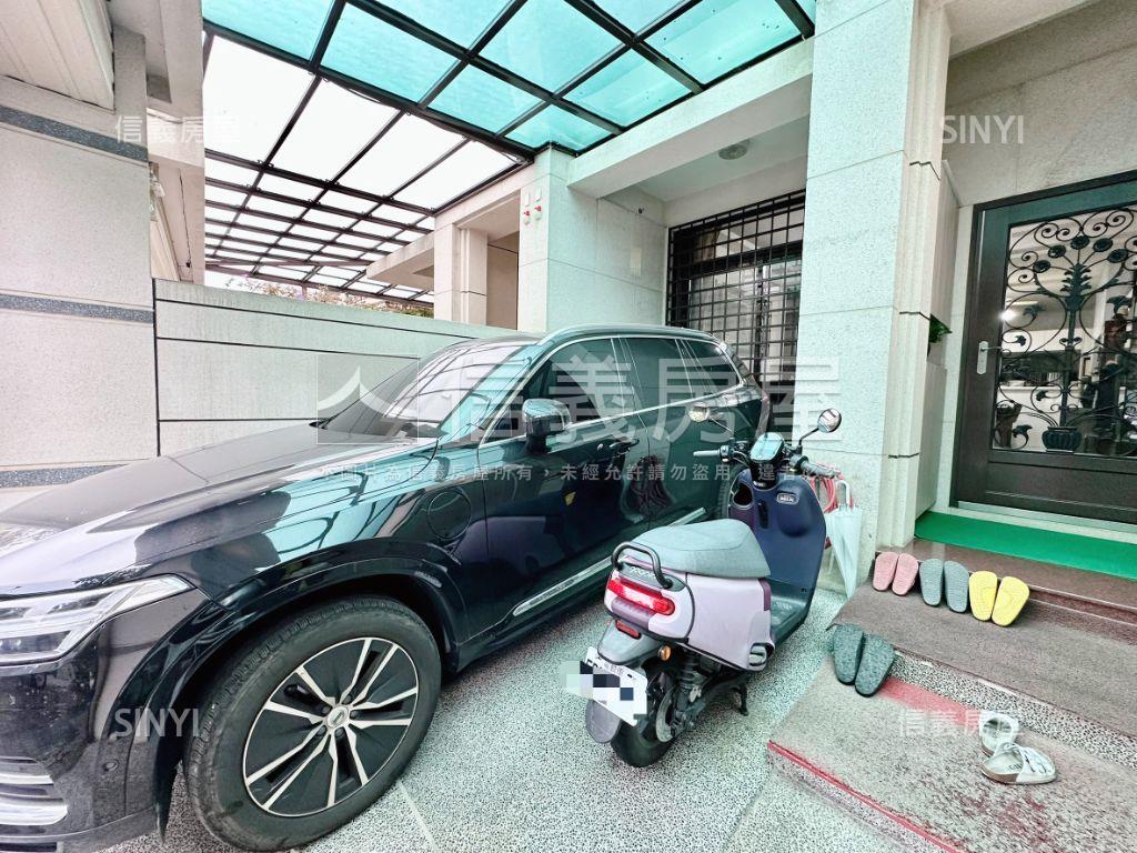 十期商圈臨路車庫別墅房屋室內格局與周邊環境