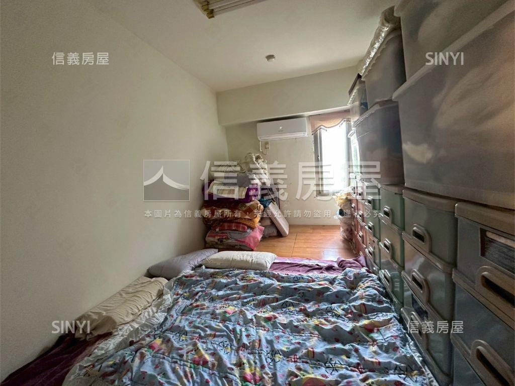 空一六區採光三房房屋室內格局與周邊環境