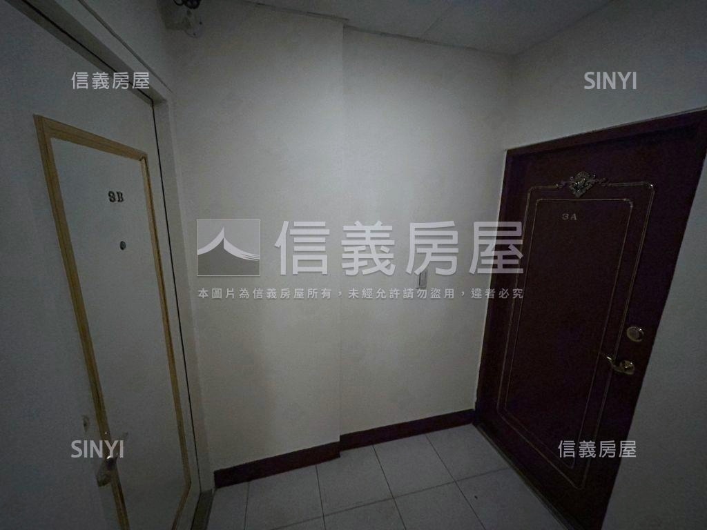 超讚進化路黃金透套房屋室內格局與周邊環境