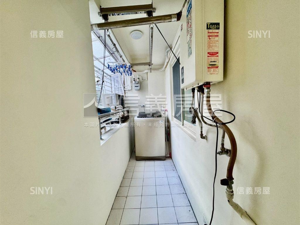 民生圓環海華次高美妝三房房屋室內格局與周邊環境