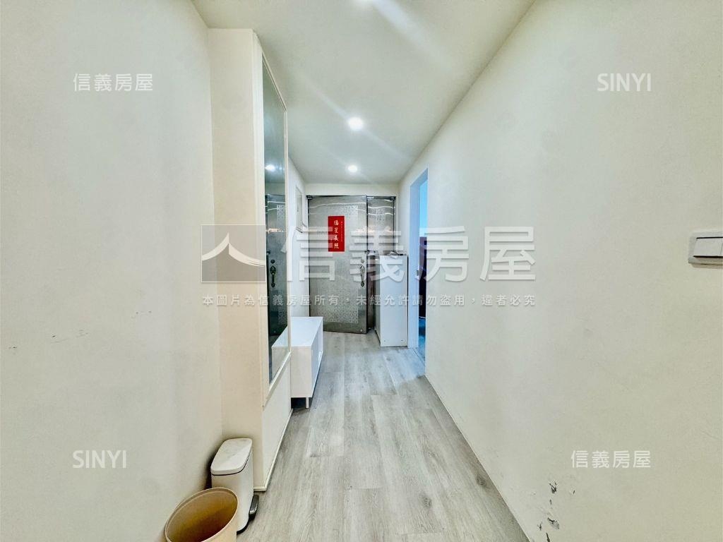 民生圓環海華次高美妝三房房屋室內格局與周邊環境