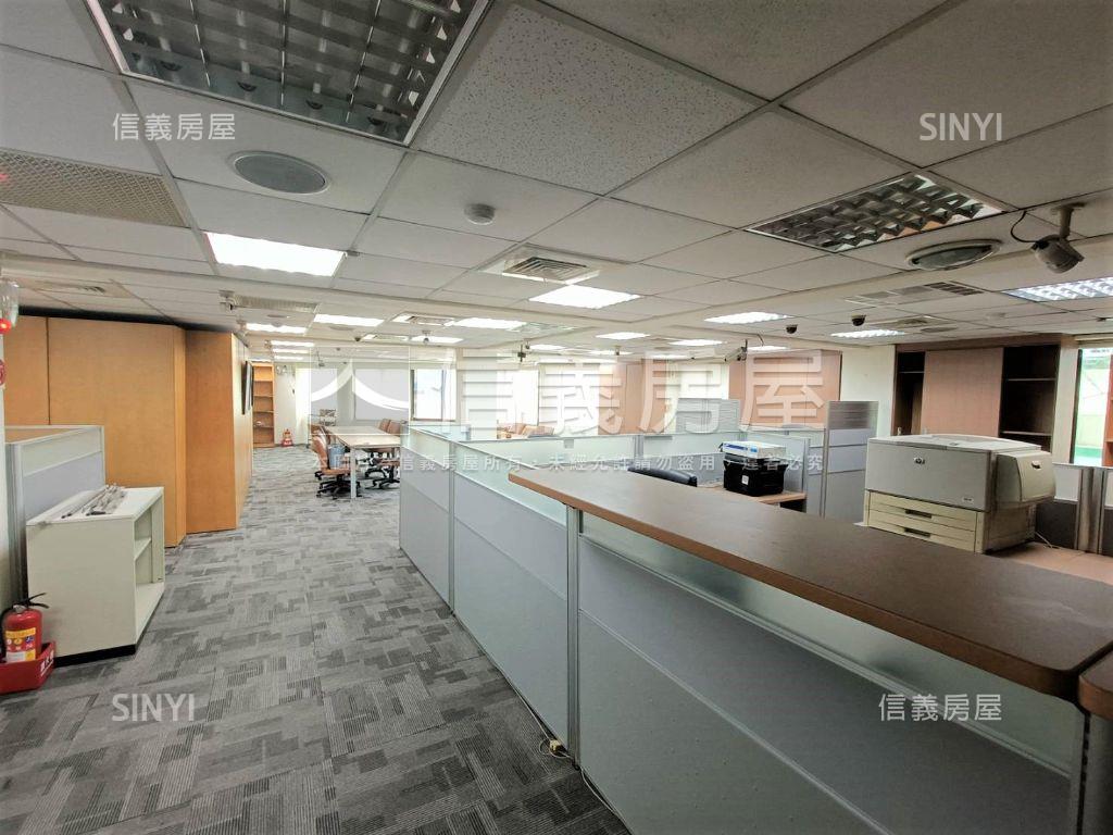 英才路稀有角間店面與商辦房屋室內格局與周邊環境