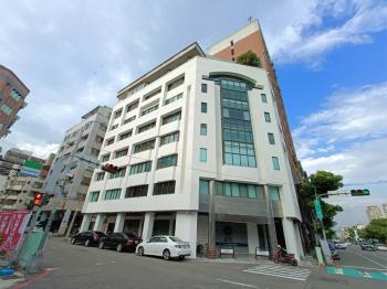 英才路稀有角間店面與商辦