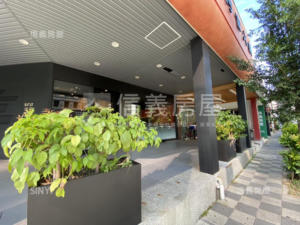 朝富路•稀有透天店面房屋室內格局與周邊環境