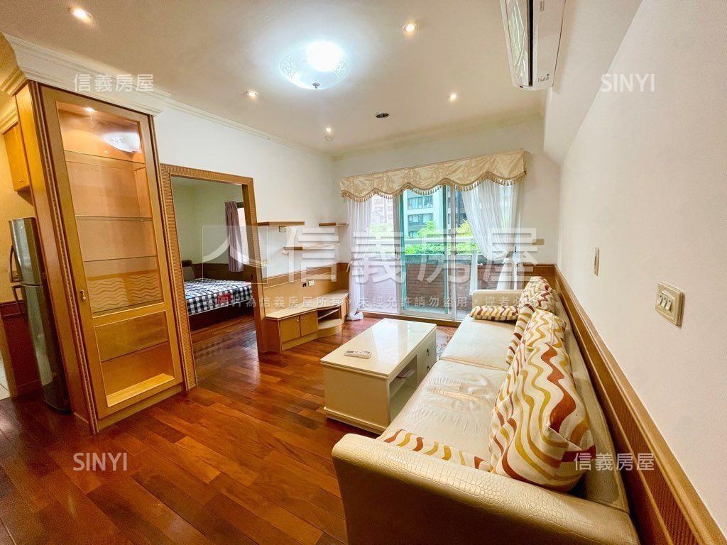 國賓邊間綠景美邸房屋室內格局與周邊環境