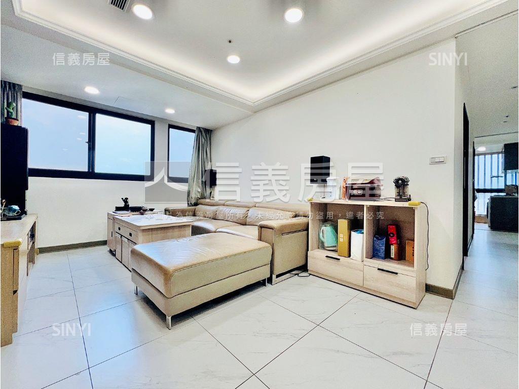 近輔大捷運邊間三面採光房屋室內格局與周邊環境