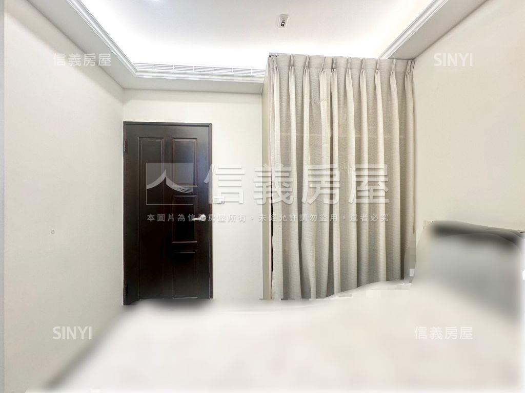 近輔大捷運邊間三面採光房屋室內格局與周邊環境