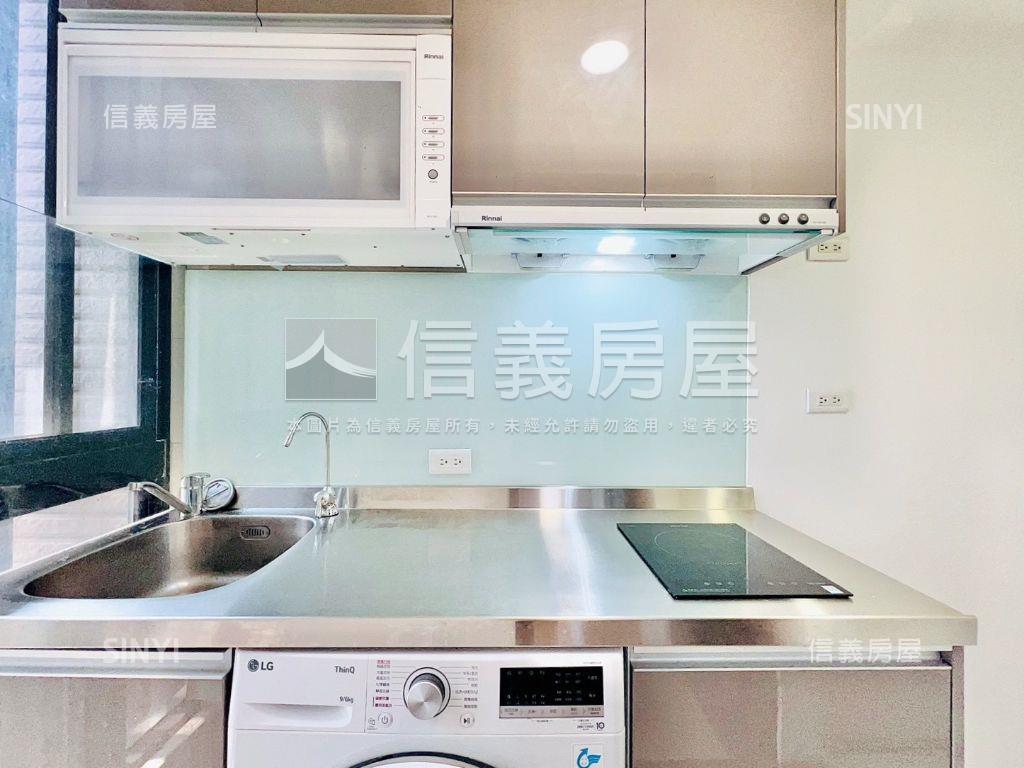 近輔大捷運邊間三面採光房屋室內格局與周邊環境