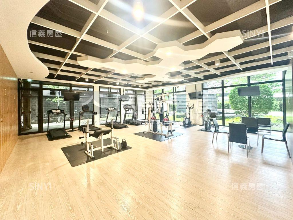 近輔大捷運邊間三面採光房屋室內格局與周邊環境