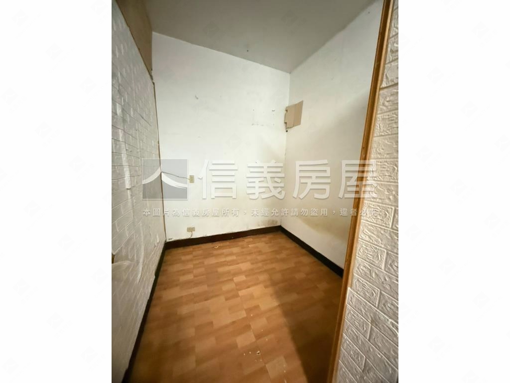 自立街住辦靜巷方便一樓房屋室內格局與周邊環境