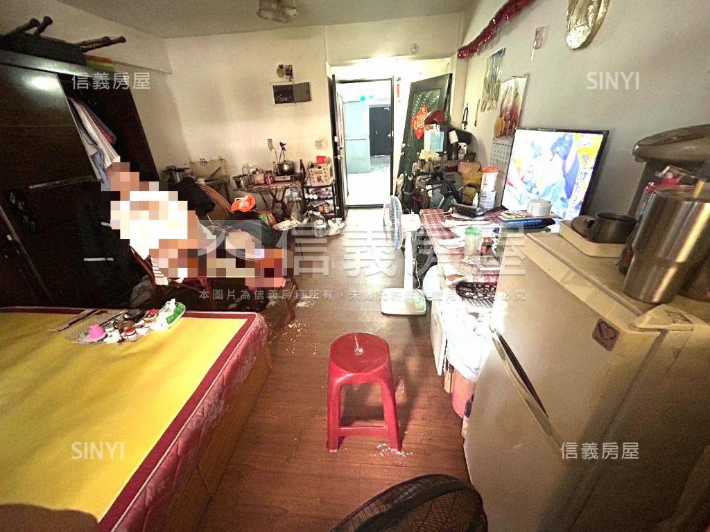 成功路溫馨套房Ａ房屋室內格局與周邊環境