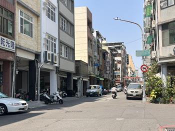 美麗島捷運雙透店