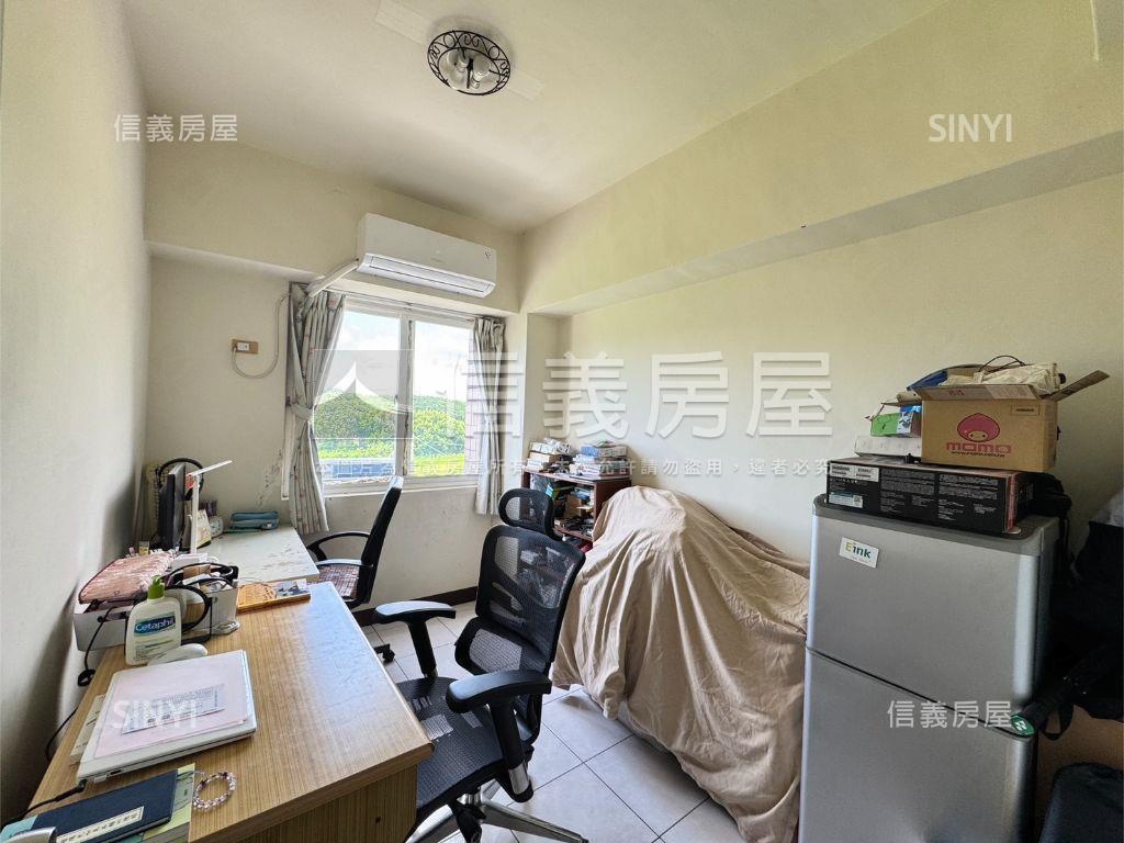 東方名人採光三房有車位房屋室內格局與周邊環境