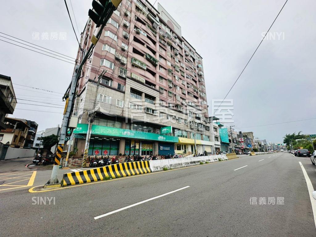 東方名人採光三房有車位房屋室內格局與周邊環境