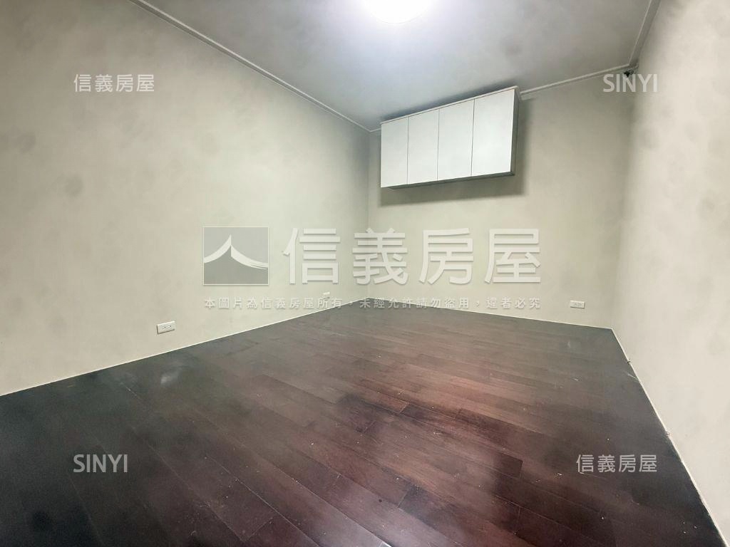 京城亮麗美３房房屋室內格局與周邊環境