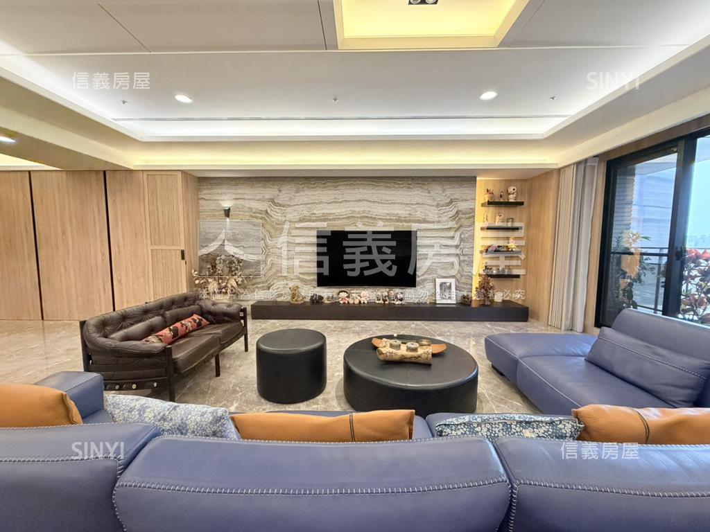 再一間紐約之星裝潢豪邸房屋室內格局與周邊環境