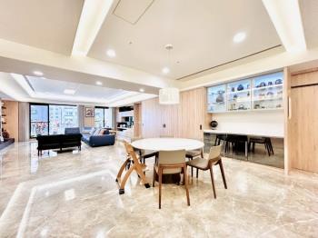 再一間紐約之星裝潢豪邸