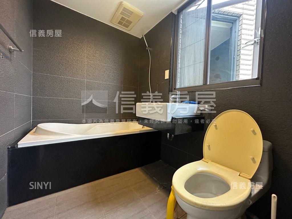 館藏尊爵景觀豪邸房屋室內格局與周邊環境