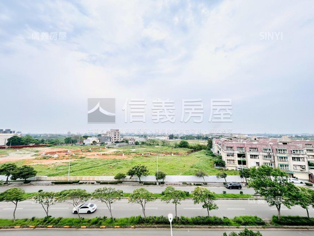 面領航北路景觀大坪數房屋室內格局與周邊環境