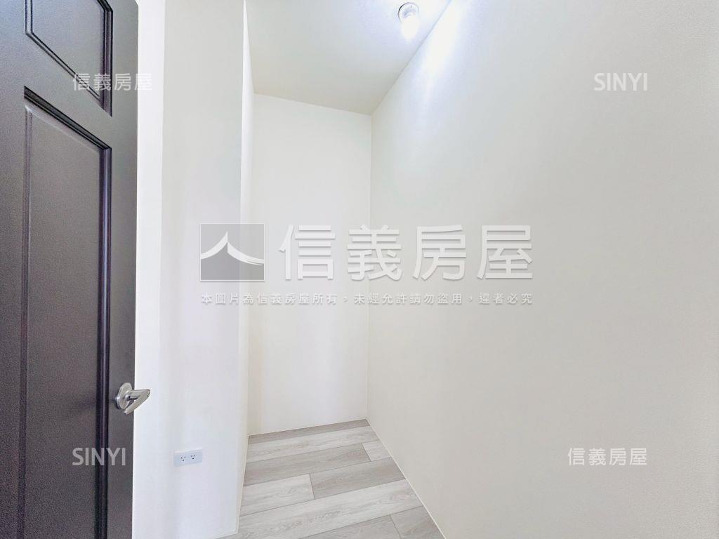 面領航北路景觀大坪數房屋室內格局與周邊環境