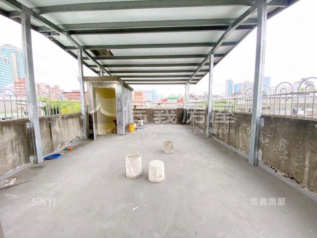 富山邊間明亮透天房屋室內格局與周邊環境