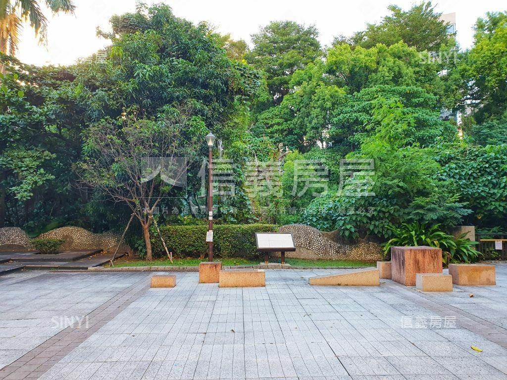 七段面公園雅致一樓房屋室內格局與周邊環境