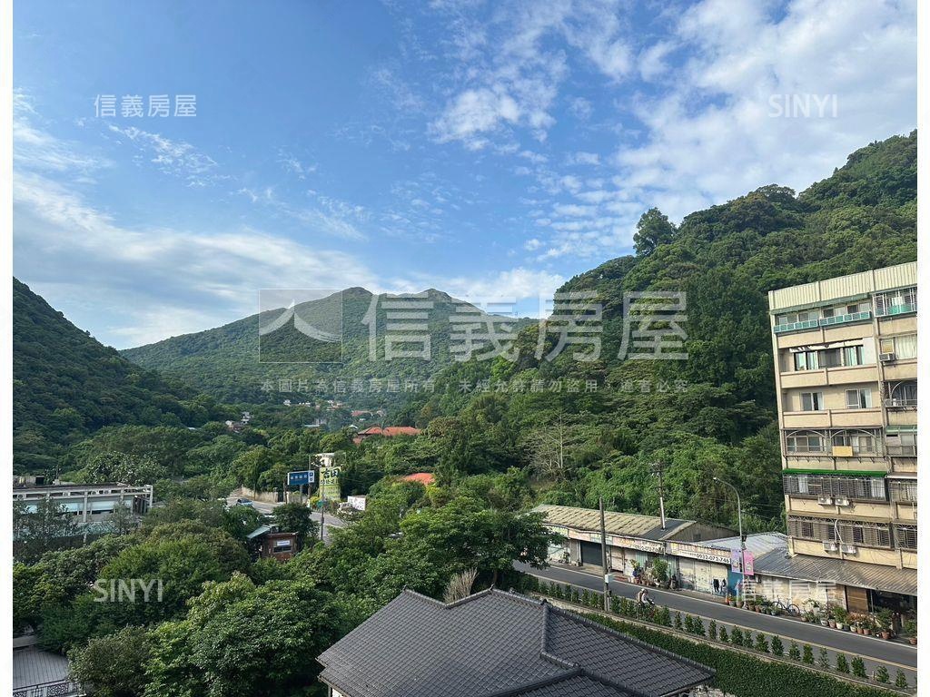 陽明山溫泉美景露臺戶房屋室內格局與周邊環境