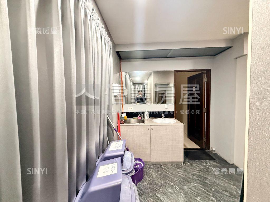 一橋雙子星面寬大店面房屋室內格局與周邊環境