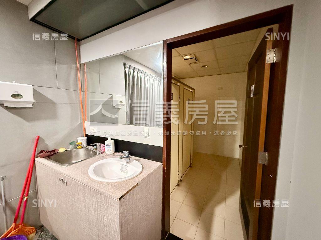 一橋雙子星面寬大店面房屋室內格局與周邊環境