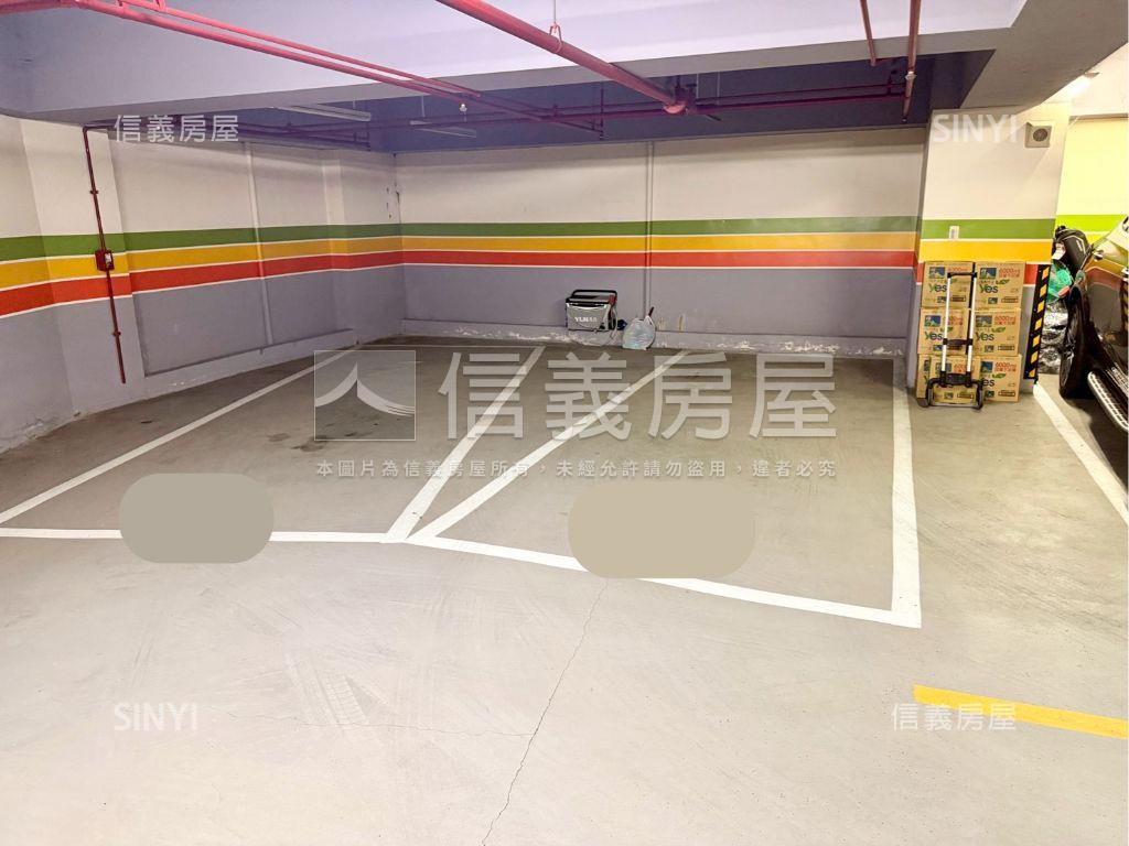 一橋雙子星面寬大店面房屋室內格局與周邊環境