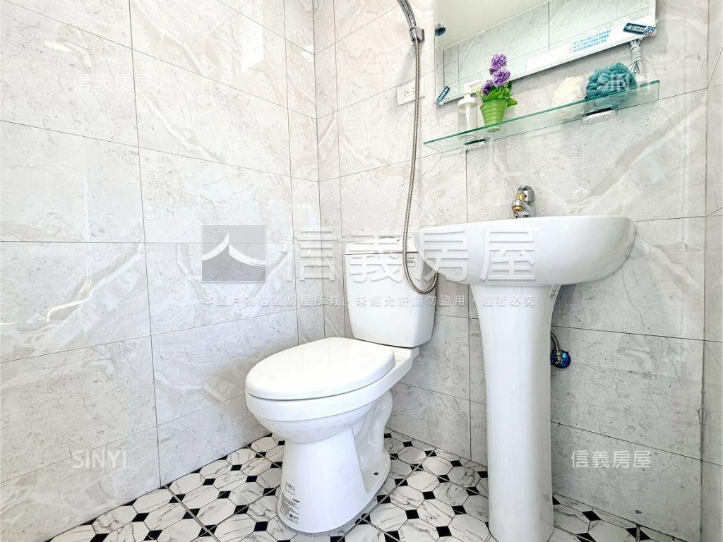 富翁必看精裝潢透天房屋室內格局與周邊環境