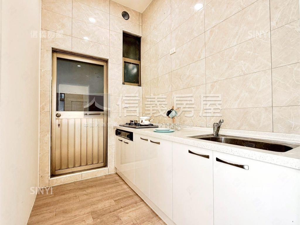 富翁必看精裝潢透天房屋室內格局與周邊環境