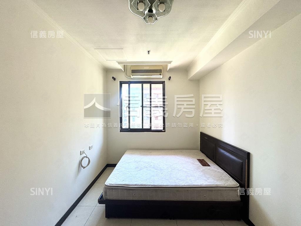 榮耀之城光耀兩房車位房屋室內格局與周邊環境