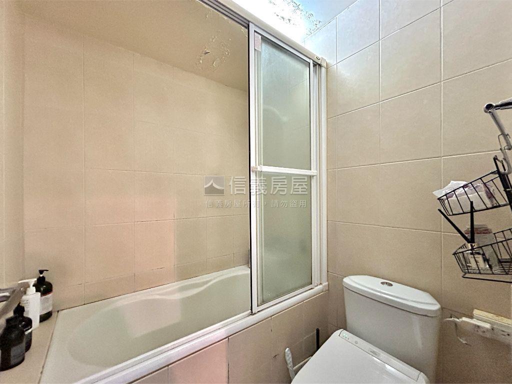 布拉格真美兩房房屋室內格局與周邊環境
