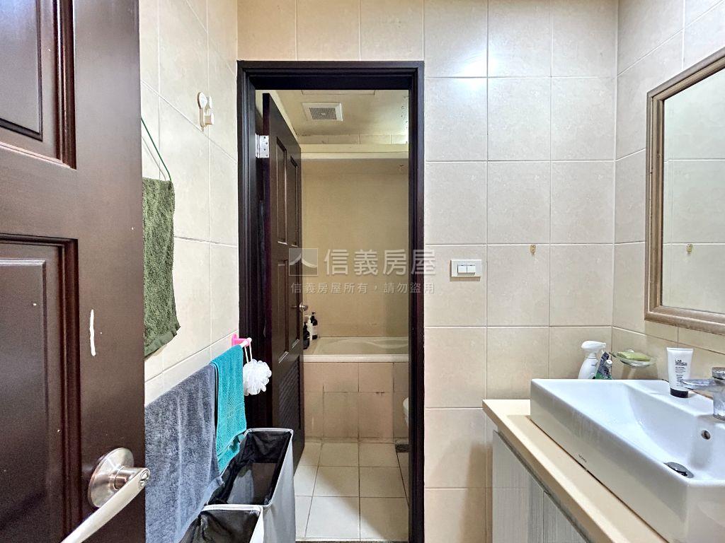 布拉格真美兩房房屋室內格局與周邊環境
