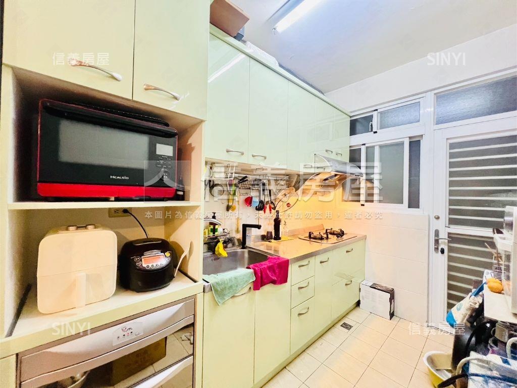 中和自強免爬高美寓房屋室內格局與周邊環境