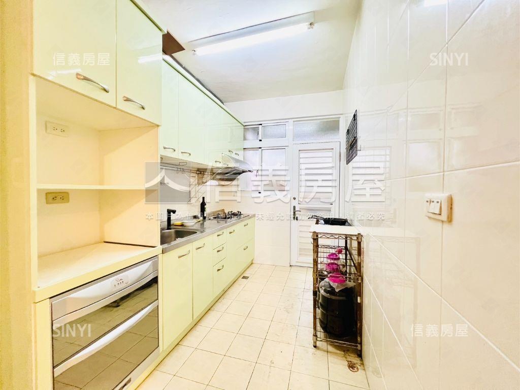 《推薦》中和免爬高美寓房屋室內格局與周邊環境