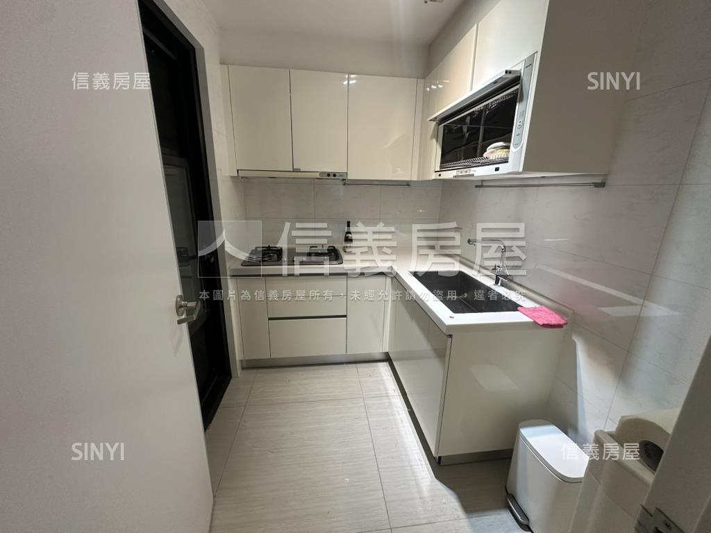 中港觀邸美麗３房雙平車房屋室內格局與周邊環境