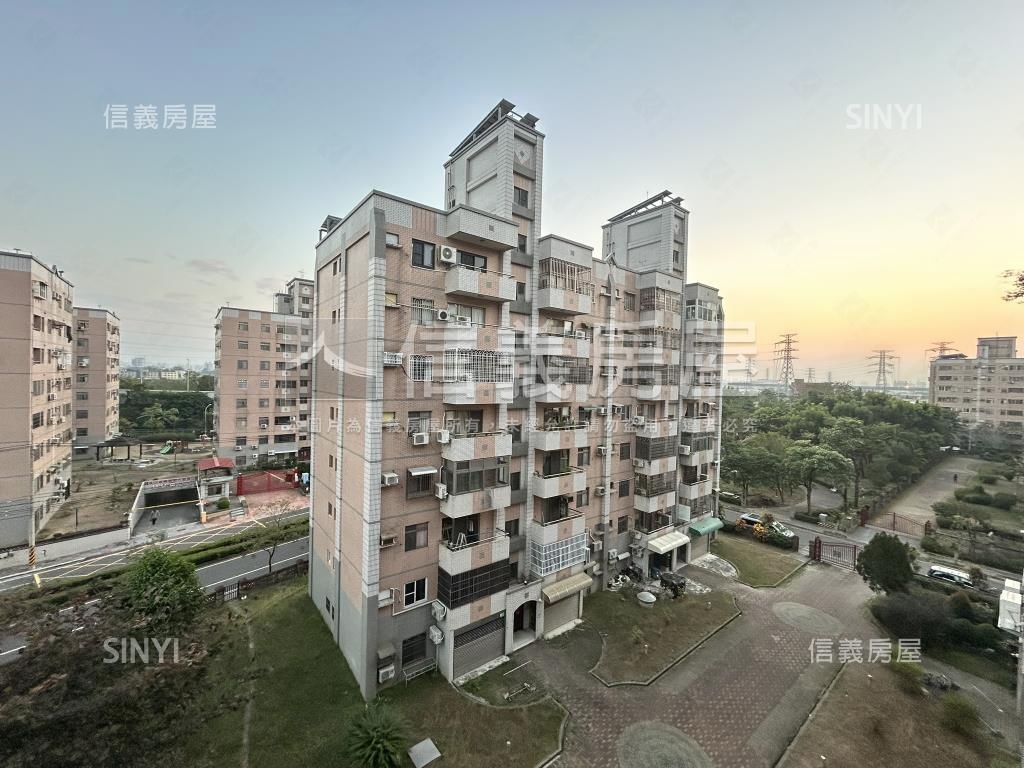 近南科三房平車房屋室內格局與周邊環境