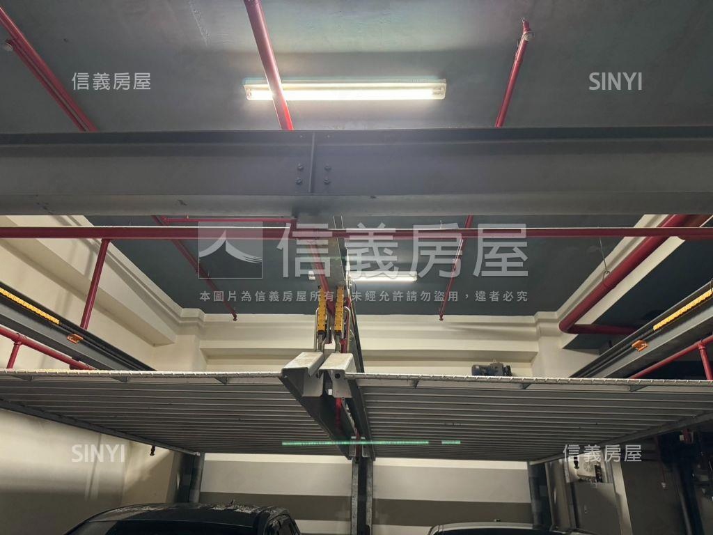 彩色羅馬車位１房屋室內格局與周邊環境