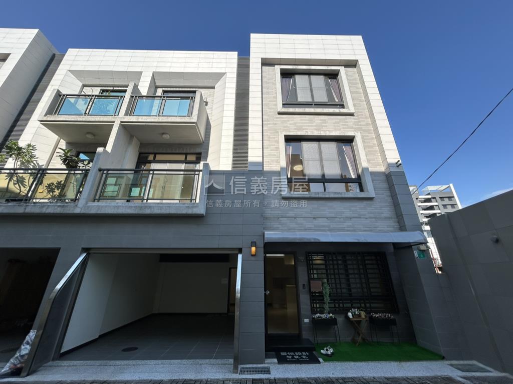 海佃輕屋齡面寬約八米透天房屋室內格局與周邊環境