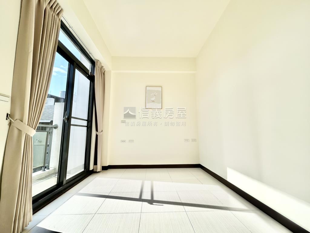 海佃輕屋齡面寬約八米透天房屋室內格局與周邊環境