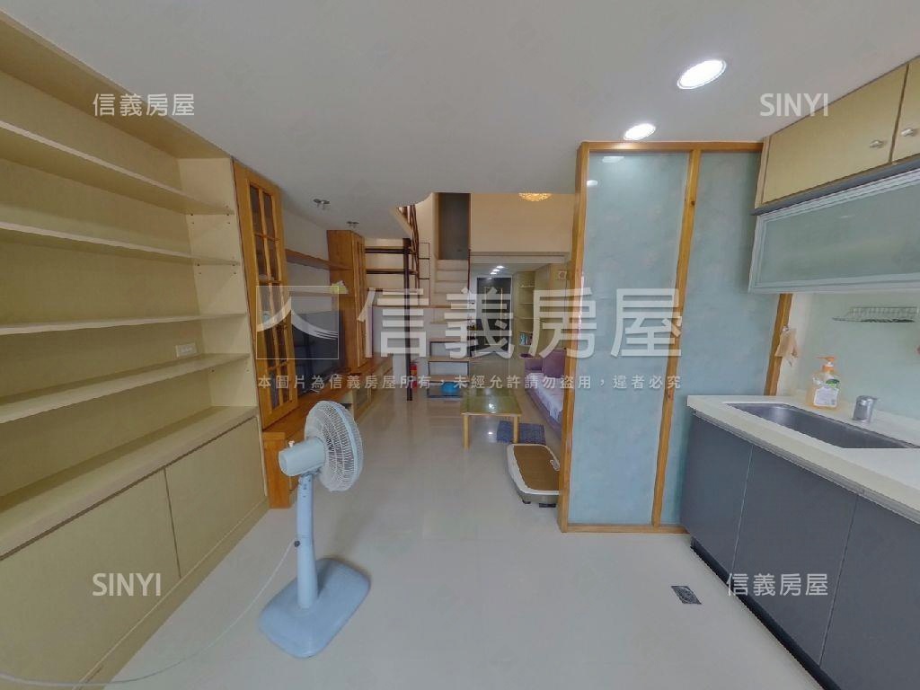 高鐵區紐約紐約附車位房屋室內格局與周邊環境