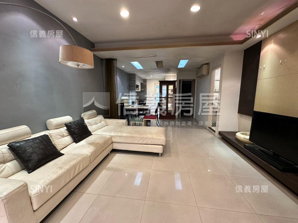 正忠孝東路二樓再現江湖！房屋室內格局與周邊環境