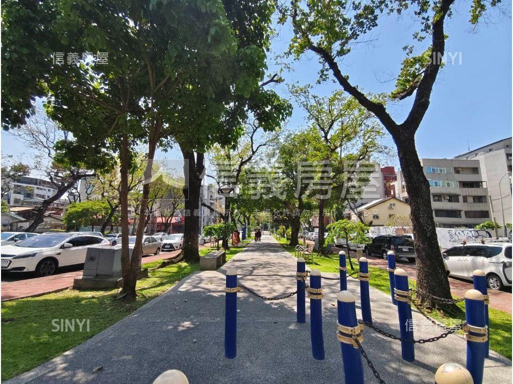 近未來藍線園道美屋房屋室內格局與周邊環境