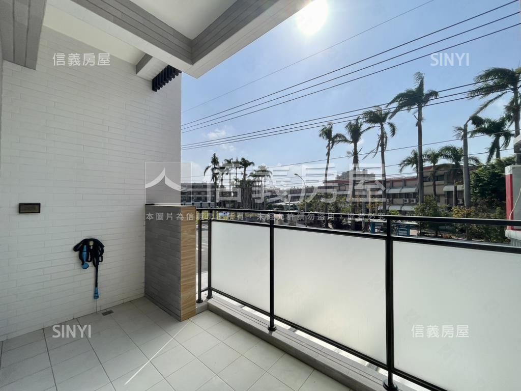 安南稀有約４年店面透天房屋室內格局與周邊環境