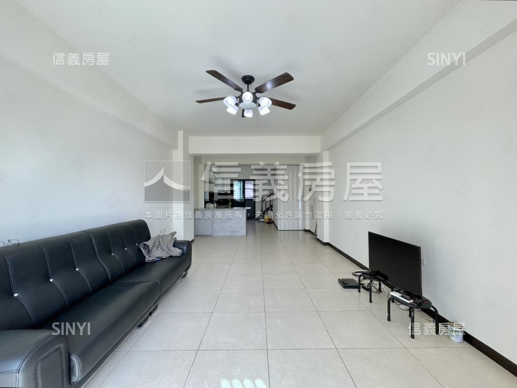 安南稀有約４年店面透天房屋室內格局與周邊環境