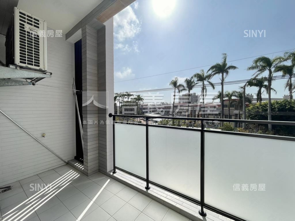 安南稀有約４年店面透天房屋室內格局與周邊環境