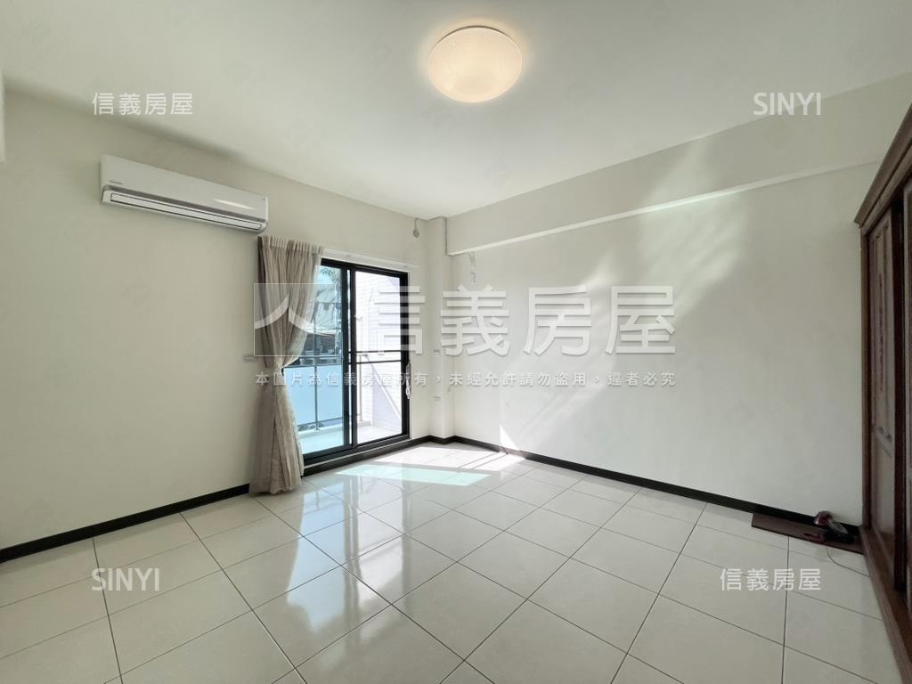 安南稀有約４年店面透天房屋室內格局與周邊環境