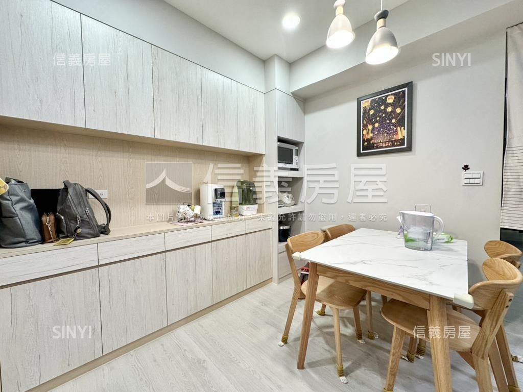 鴻廣新Ａ７三房面樂善二路房屋室內格局與周邊環境